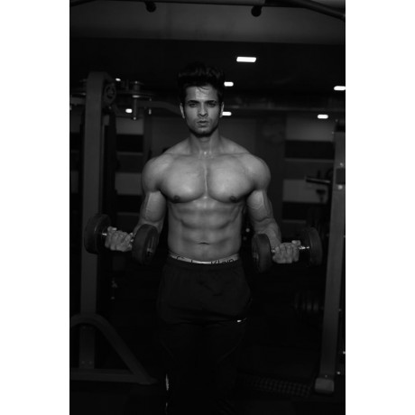  Rohit Saxena  Mr India 2021 (Online Fitness Consultant)